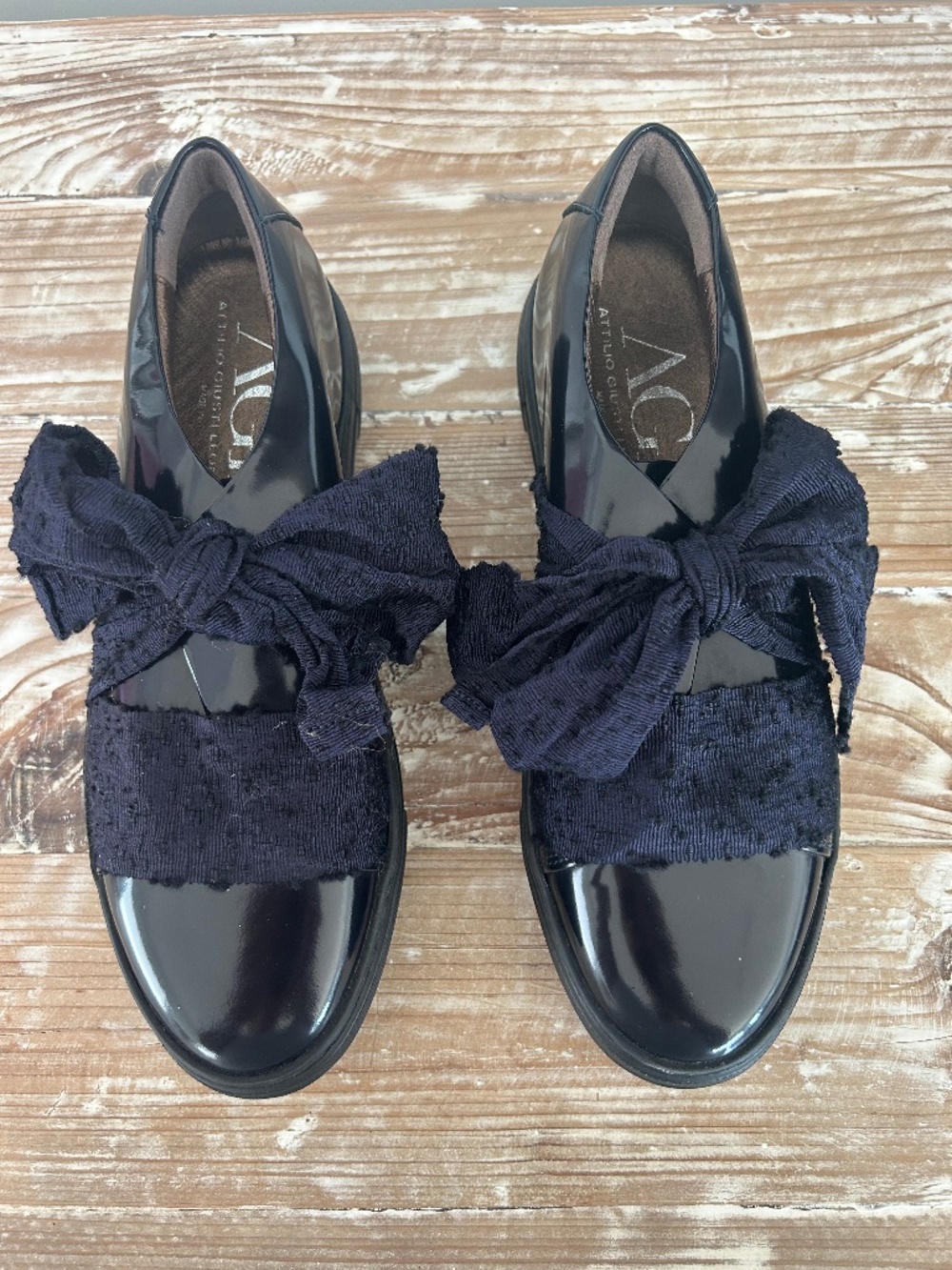 NWOB AGL Navy Oxford Loafer w/Box Sz 39.5 See Sizing Below